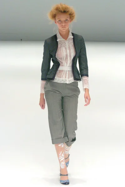 Look 4